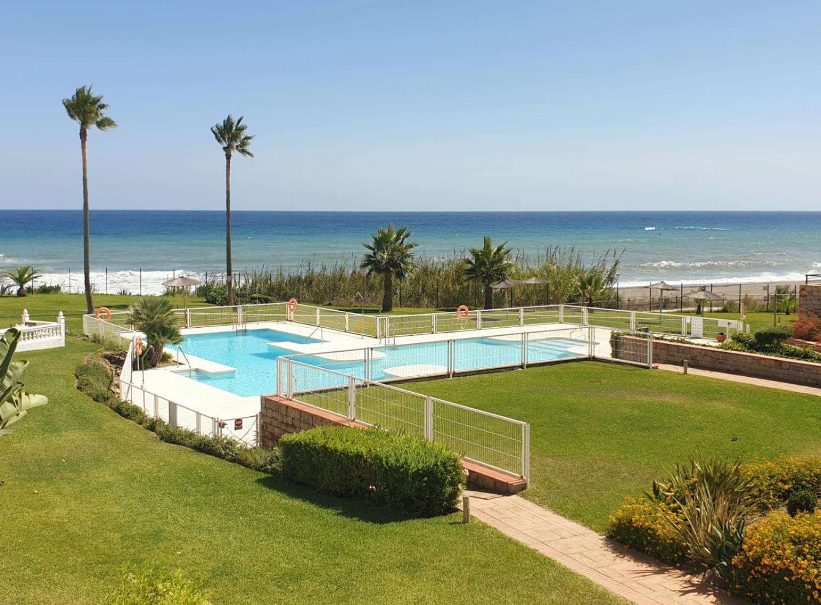 Casitamar Frontline Beach House Rental Casares Costa Near Estepona Bahia de Casares Екстер'єр фото